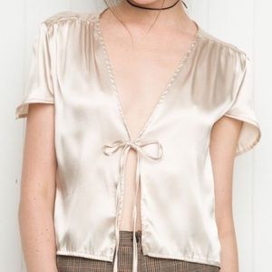 Brandy Melville Leesa Top